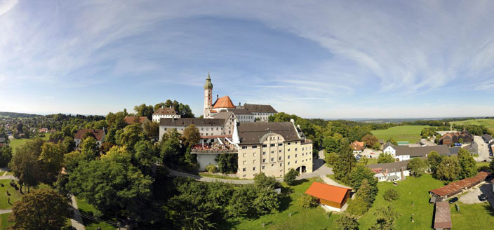 Name:  Kloster Andrechs mdb_109617_kloster_andechs_panorama_704x328.jpg
Views: 26432
Size:  59.1 KB